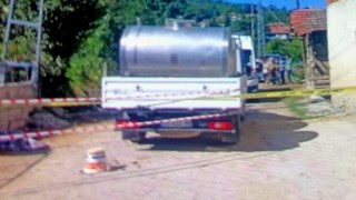 Süt toplama aracının altına giren çocuk ezilerek hayatını kaybetti