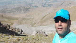 Taşların sel gibi aktığı anlar cep telefonu kamerasına yansıdı