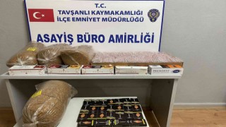 Tavşanlıda kaçak tütün ve makaron operasyonu
