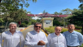 TDP lideri Sarıgülden Ümit Özdağa: “Siyasilerin muhatabı siyasilerdir, devlet memurları değildir”