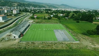 Tekkeköy ilçe stadında çimler serildi