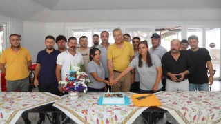 Temizlik İşçilerinden Başkan Tarhana sözleşme teşekkürü