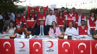 Türk Kızılay Tarafından Özel Program!