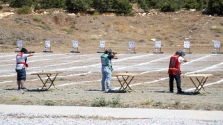 Türkiyenin atış tutkunları Konyada buluştu