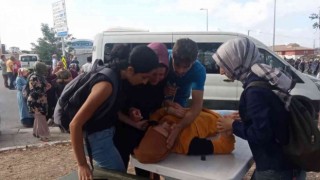 Tuzlada işten çıkarılan fabrika işçileri ile polis arasında gerginlik
