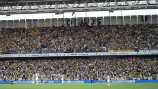 UEFA Avrupa Ligi: Fenerbahçe: 1 - Slovacko: 0 (Maç devam ediyor)