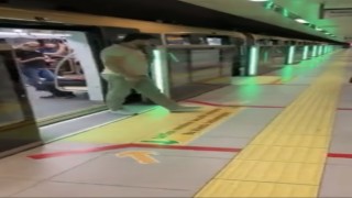 Üsküdar-Çekmeköy metrosunda arıza nedeniyle seferler durdu
