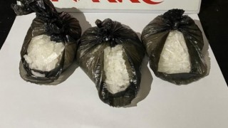 Uyuşturucu ticaretine karışan 10 şüpheli tutuklandı