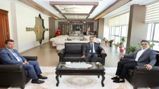 Vali Çağataydan Başsavcı Karakocaya ziyaret