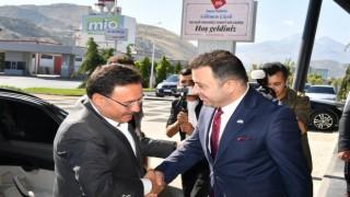 Vali Çiçek, Kayseri OSB Başkanı Yalçın ve yönetim kurulu üyelerini ziyaret etti
