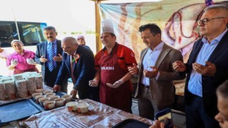 Vali Ergün aşure programına katıldı