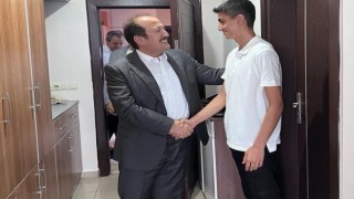 Vali Pehlivan Sınavda Türkiye 9uncusu Tükenmezi tebrik etti