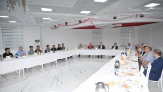 Vali Yılmaz, Muharrem ayı iftarında vatandaşlarla buluştu