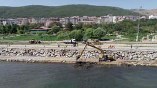 Van Gölünde dip temizliği başladı
