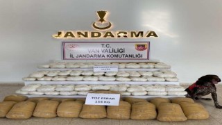 Vanda 153 kilogram metamfetamin ele geçirildi