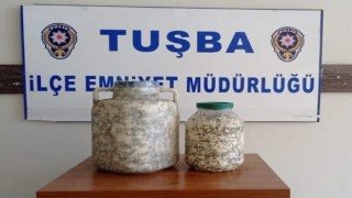 Vanda 30 kilo otlu peynir çalan 2 şüpheli yakalandı