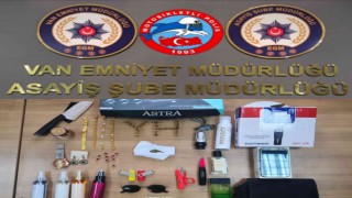 Vanda değişik suçlardan aranan 9 kişi tutuklandı