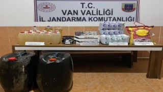 Vanda kaçak akaryakıt ve sigara ele geçirildi
