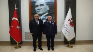 Yeni Komutan Kadıoğlu Vali Ayyıldızı ziyaret etti