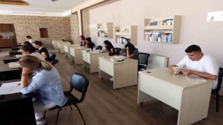 Yenimahalle kütüphanelerine yoğun ilgi