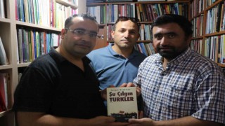 Zaferin yüzüncü yılında 100 okula kahramanlık kitapları gönderdiler