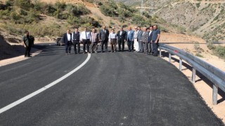 29 yıl önce 33 sivilin teröristlerce öldürüldüğü Başbağlar köyü asfalt yola kavuştu