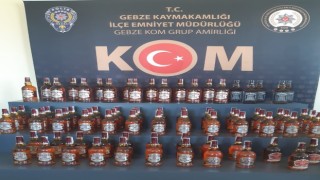 91 şişe gümrük kaçağı alkol ele geçirildi