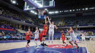 A Milli Erkek Basketbol Takımı, İspanyaya 72-69 yenildi