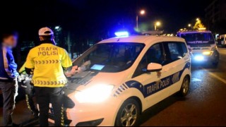 Abart egzozlu araçla alkollü yakalanan aday sürücü: “Polis arkadaşlar iyi karşıladı, teşekkür ederim”