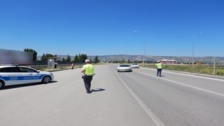 Abartı egzoz denetimde 137 araç incelendi