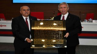 ABB Başkanı Mansur Yavaş Ostim sanayicileriyle buluştu