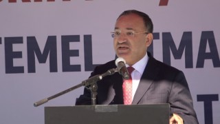 Adalet Bakanı Bozdağ: “Türk milleti vicdan terazisinde tartacak, bir kez daha mahkum edecektir”