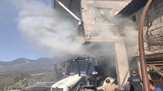 Adanada ahır yangınında 2 küçükbaş hayvan telef oldu