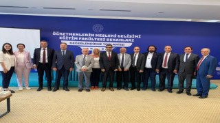 ADÜ Eğitim Fakültesi Dekanı Karasakaloğlu, Öğretmenlerin Mesleki Gelişimi Değerlendirme Toplantısına katıldı