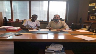 Ahmed Musa Sivasspora imzayı attı