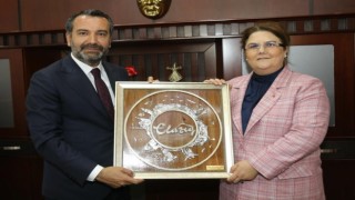Aile ve Sosyal Hizmetler Bakanı Yanık Elazığda