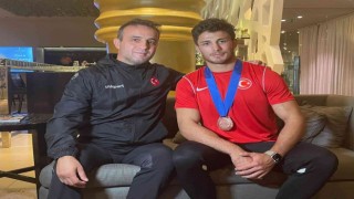 Aileden güreşçi: Yunus Emre Başar