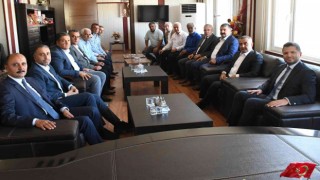 AK Parti Adıyaman Milletvekili Topraktan Arabana ziyaret