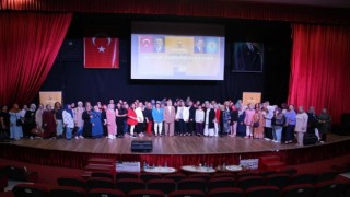 AK Parti İzmir Kadın Kollarından ‘Kadın Girişimciliği Zirvesi buluşması