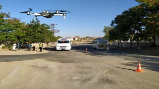 Aksarayda jandarma okul bölgelerini dron ile havadan izliyor