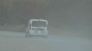 Aksarayda nefes kesen polis şüpheli kovalamacası