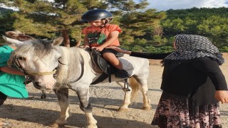 Alanya Belediyesinden, görme engellilere binicilik eğitimi