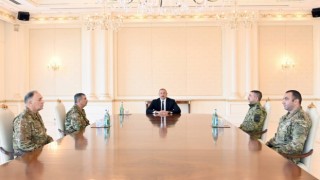 Aliyev, komutanlarla Ermenistanın provokasyonlarını görüştü