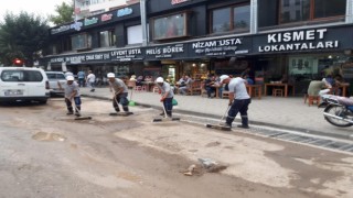 Altyapı çalışmaları sonrası temizlik çalışmaları sürüyor