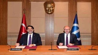 Anadolu Üniversitesi 3,8 milyon kamu personelinin eğitimine katkı sağlayacak