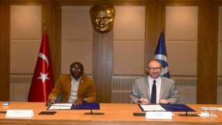 Anadolu Üniversitesi ile Senegal Dakar Cheikh Anta Diop Üniversitesi arasında iş birliği protokolü imzalandı