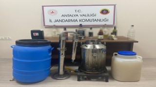 Antalyada sahte alkol üreticilerine jandarmadan darbe