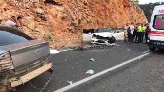 Antalyada zincirleme trafik kazası: 4 yaralı