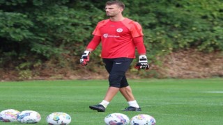 Antalyaspor, kaleci Sousayı Bodrumspora kiraladı