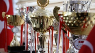 ASÜlü sporcular 2021-2022 sezonunda 26 madalya kazandı